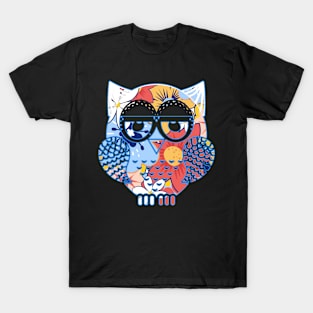 OWL FOR SPRING OR SUMMER FLORAL PATTERN T-Shirt